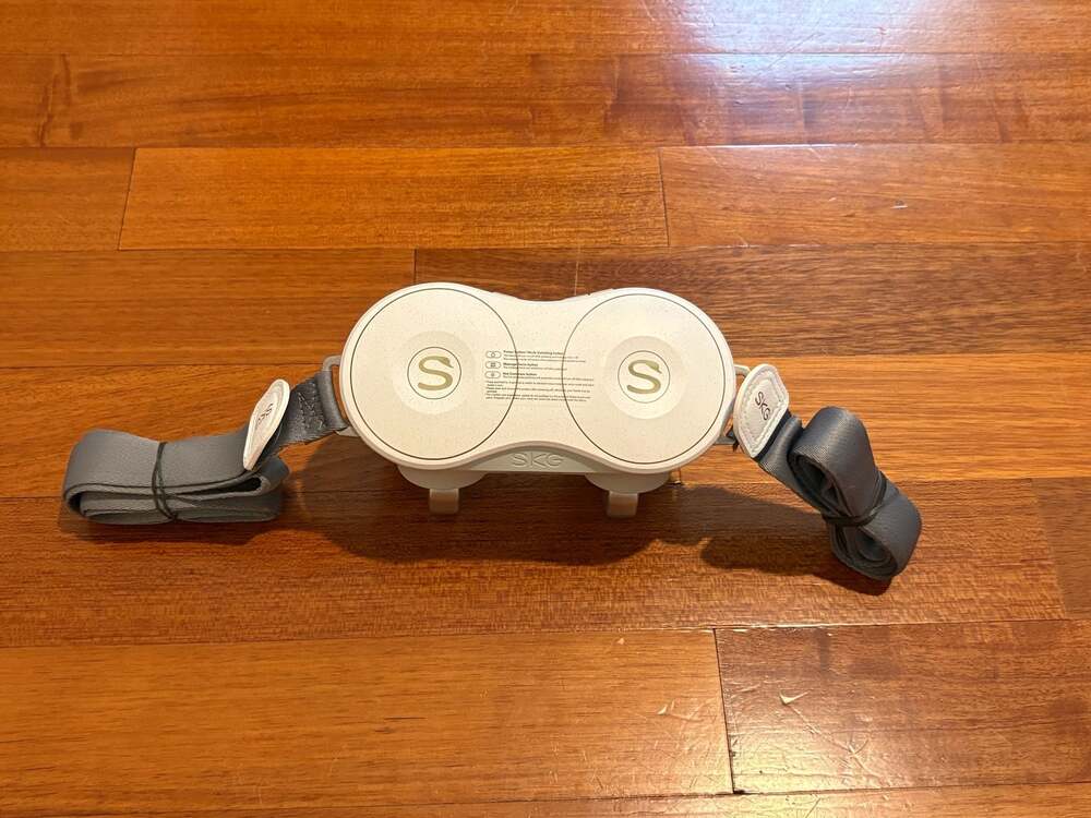 SKG H7-E Shiatsu Neck and Shoulder Massager with Heat Therapy NWOT